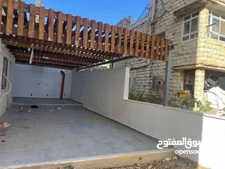  1 شقه للبيع مع حديقه في عين مصباح قرب مقر الاذاعه والتلفزيون