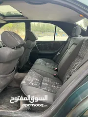  4 مرسيدس للبيع قرش ونص  مرخص سنه سبب البيع خارج البلد