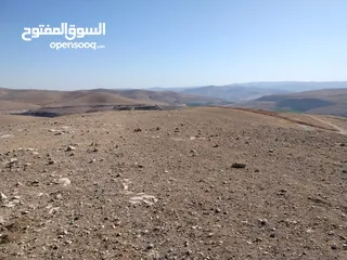  15 قطعة ارض 3دونمات ونصف فقط  مطلة ومرتفعه واصل جميع خدمات شرق جرش دحل