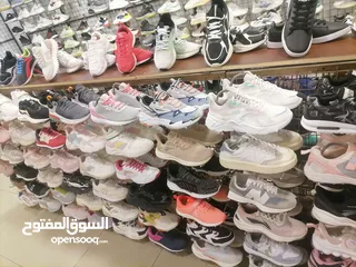  5 احذيه اروبي نخب اول للبيع الكميه كامله 600جوز مع 18شبك مع هكات 1200هك كامل المحل 2000