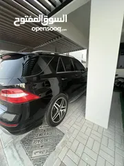  1 Mercedes Benz ML 350