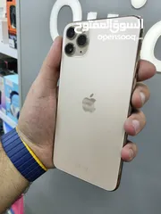  7 IPHONE 11 PRO MAX ( 256GB ) USED /// ايفون 11 برو ماكس ذاكرة 256 مستعمل وكاله