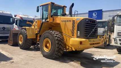  1 جرافات عدد 2  Volvo F180 +Volvo E180