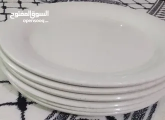  6 صحون فندقية مختلفة الاحجام والاشكال ..صحون فخمة وانيقة مناسبة لشھر رمضان الكريم