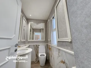  18 فيلا متلاصقة فاخرة للبيع أو للإيجار في الصويفية - ref : 14472
