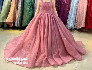  1 فستان خطبه زهري  بحاله ممتازه  لبسه  واحده للبيع او ايجار