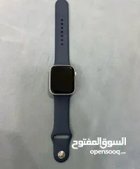  3 Used Apple watch SE  - 44mm case aluminium (GPS+CELLULAR)  ساعة ابل SE جي بي اس وشريحة الكترونية
