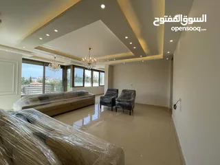  7 شقة طابقية (سكن خاص) للبيع بإطلالة (بانارومية) وجميلة جداً على السيتي مول وحدائق الحسين وقرب مكة مول