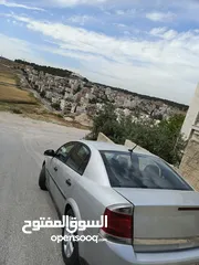  5 اوبل فيكترا جير عادي 2002 فحص كامل1800سي سي مرخصه سنه قابل للبدل