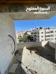  5 شقة طابق اخير في سطح مرحبا للبيع