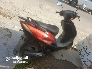  2 دراجه  ماكس للبيع يراد تبديل جوزه  تشتغل بس مفتاح مكسور مكان بغداد حي الجهاد