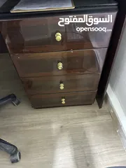  6 اثاث مكتبي كامل للبيع شبه جديد بسعر حرق