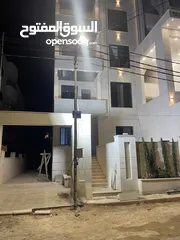  8 شقق مميزه للبيع مساحه 150م مقابل مطاعم ابو رياض