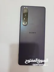  4 سوني 1 مارك 3  شاشة قياس 6.5 انش وبدقة 1644 x 3840 بيكسل ,معالج ثماني النواة Octa-core وذاكرة رام ب