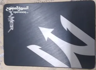  1 هارد ssd 250g للبيع