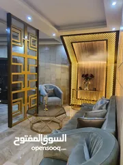  30 شقة ارضية مساحة 240 متر مع حديقة وتراس 180 متر