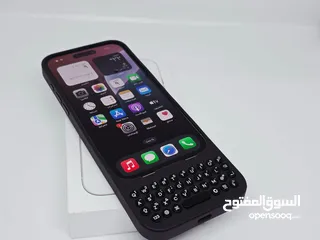  26 IPhone 16 256G 100% Battery + click iOS keyboard
