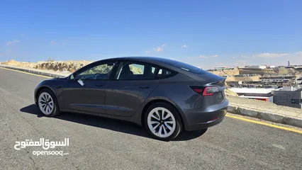  14 Tesla model 3 2023