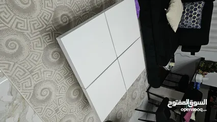  7 طاوله  وسطيه  لون ابيض مستعمله