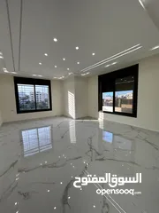  14 للبيع شقة فاخرة في البنيات – قرب شارع الخدمات وطريق المطار مباشرة
