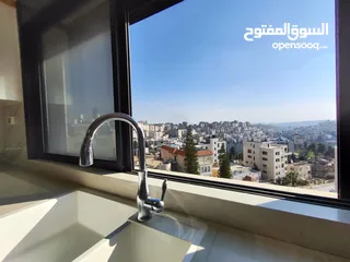  7 شقة جديدة سوبر ديلوكس للبيع في مدينة رام الله التحتا قرب مدرسة عزيز شاهين