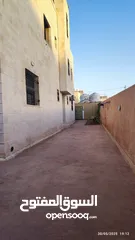  9 منزل للبيع