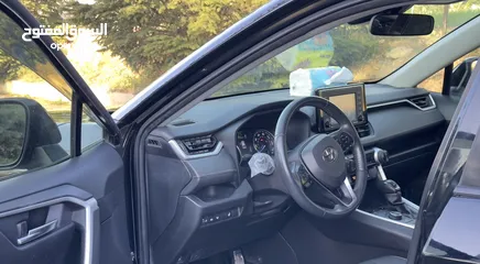  35 TOYOTA RAV4 HYBRID 2021 XLE