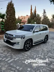  2 للبيع قطع لكزس LX  ولاند كروزر  وجنط وطنبون