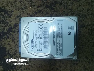  4 بحالة ممتازة جدا laptop Toshiba core i3