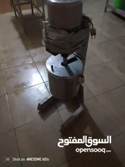  1 بيع هدة مطعم بسعر حرق عده كاملي من جميعو