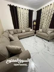  8 كورنرات واطقم كنب مميزة