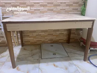  2 ميز طعام للبيع