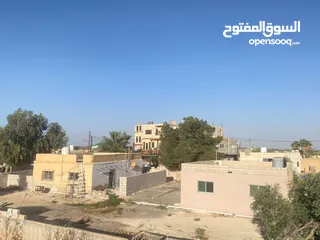  3 بيت مع  ارض للبيع او البدل على شقه في عمان الغربية