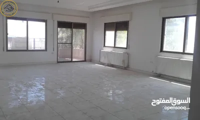  1 شقة مميزة للبيع في تلاع العلي  - قرب البنفسج طابق ثالث 215م تشطيب سوبر ديلوكس