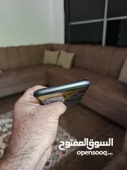  1 آيفون 11 لون أسود