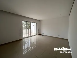  6 3 + 1 BR Triad Villa with Private Pool in Al Mouj