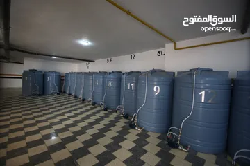  24 شقه ارضي 200 م مع تراس 45 م مع مدخل خاص للبيع من المالك بسعر مغري مرج الحمام الحمزة للاسكان