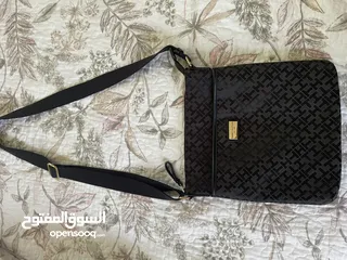  2 Tommy Hilfiger black hand bag!!