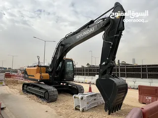  6 مقاول بناء وحفريات