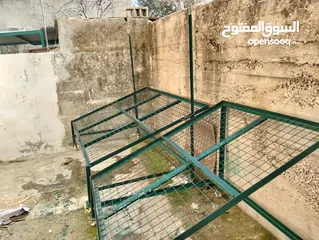  1 استاند عرض لمحلات الخضار والفواكة جودة ممتازة للبيع قابل للتفاوض