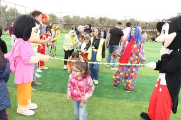  8 شخصية كرتونية البطريق لأعياد الميلاد وحفلات الأطفال