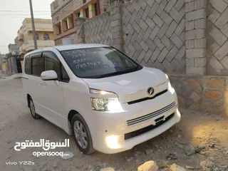  13 ابو محمد لبيع وشراء جميع انووواع السيارات بانواعها وارد ومستخدم ذماااااار وصنعاء