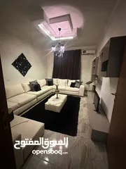  5 شقة ارضية للبيع ماشاء الله حجم كبيرة في مدينة طرابلس منطقة السراج شارع متفرع من شارع البغدادي