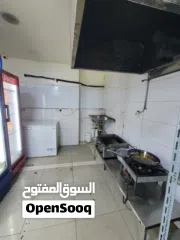  10 السلام عليكم ورحمة الله وبركاته مطعم في الرفاع الشرقي بوكوارة  معروض للبيع كامل متكامل وبسعر مناسب ل