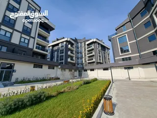  3 للبيع شقة غرفتين وصالة داخل مجمع في ازميت / كارتبة