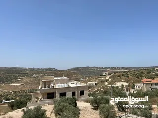  1 ارض مع طابق تسويه بناء حديث بجانب الجاردنز