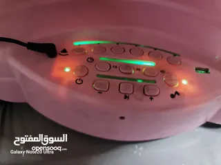  5 تخت بيبي هزاز  حركات  في موسيقى بركب عليه فلاشه وبنشبك عليه بلوتوث  بحالة الوكاله للبيع