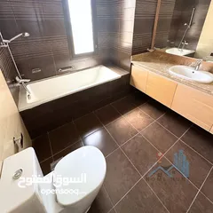  21 AL QURM  GRANDIOSE 5+1 BR COMMUNITY VILLA FOR RENT