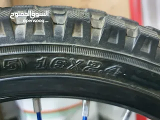  8 دراجه هوائية BMX جنط 16 لون أسود بحالة الوكالة