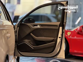  18 *Audi RS3 Sportback*